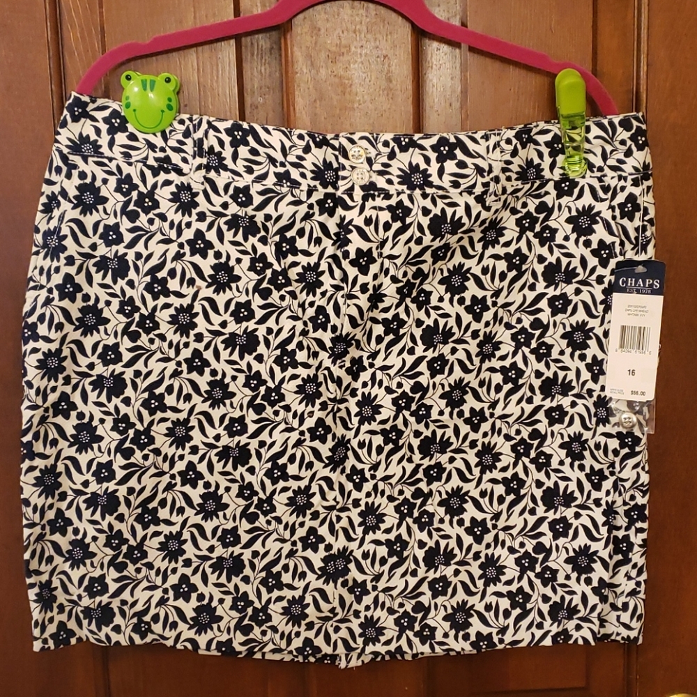 Chaps black/white flower skirt